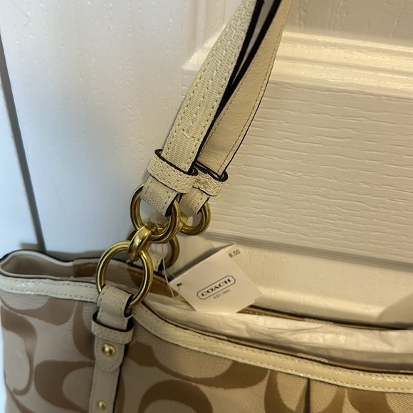 Vintage Coach Bag - Picture 4 of 10